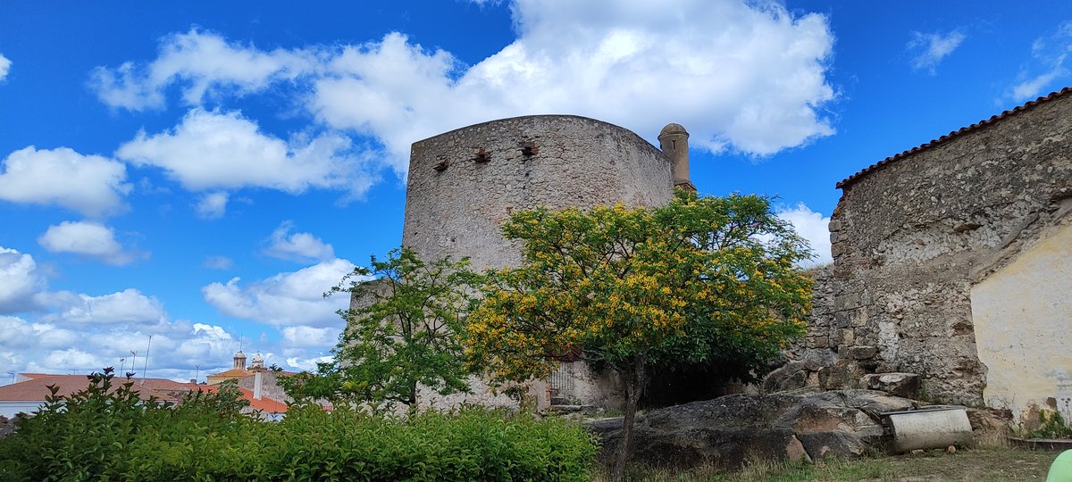 Castillo de Valencia de Alcántara