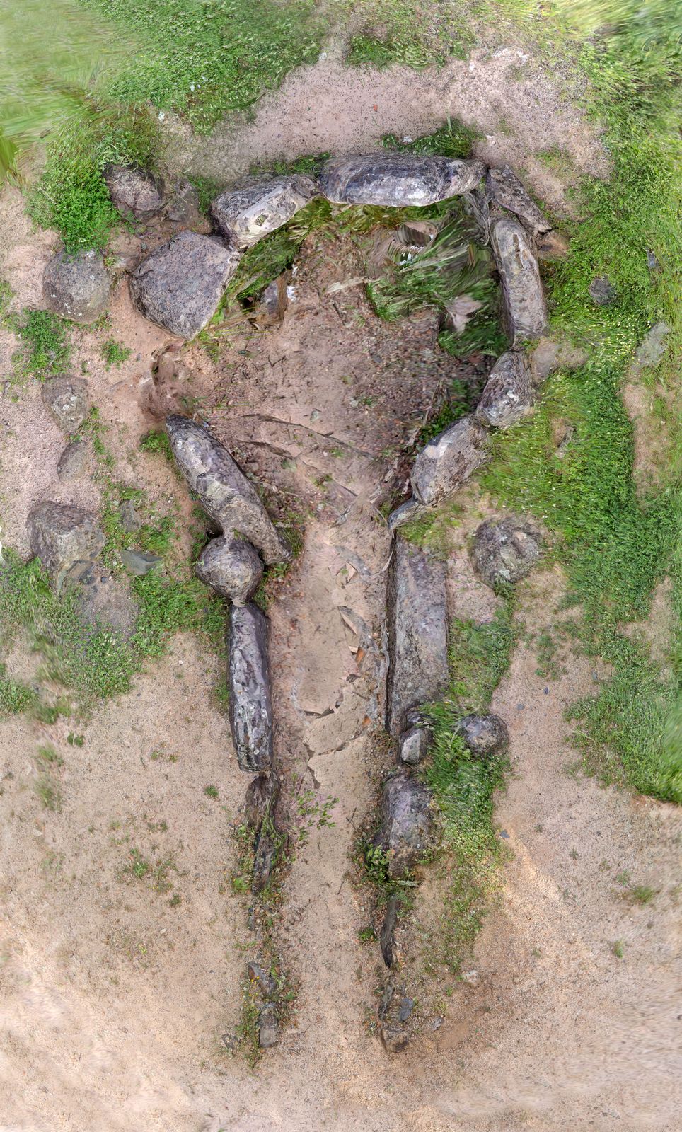 Dolmen de Carmonita (Carmonita)